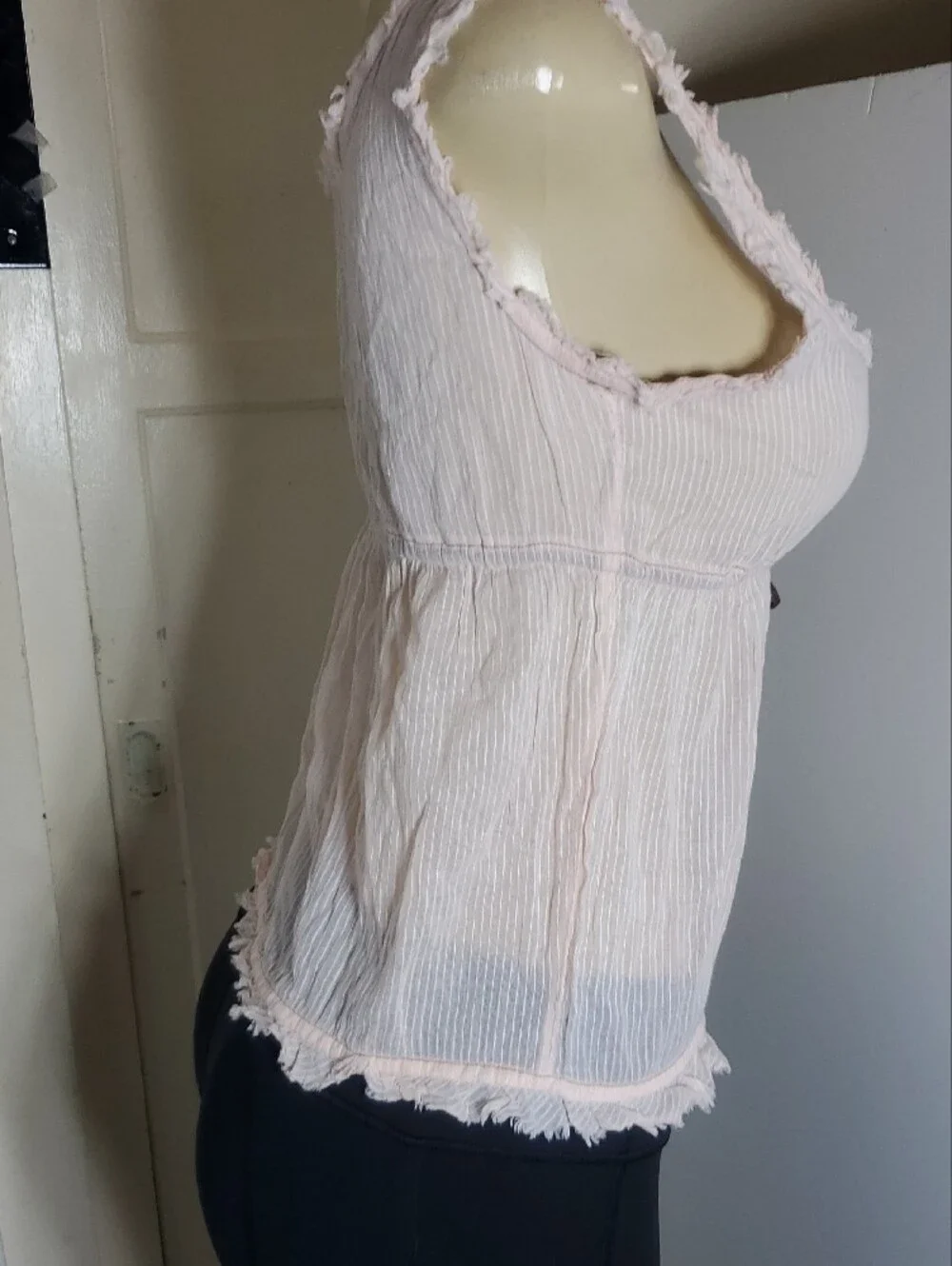 Vintag Free People Delicate Frayed Trim Sleeveless Lace-Up Top Light Pink Size S